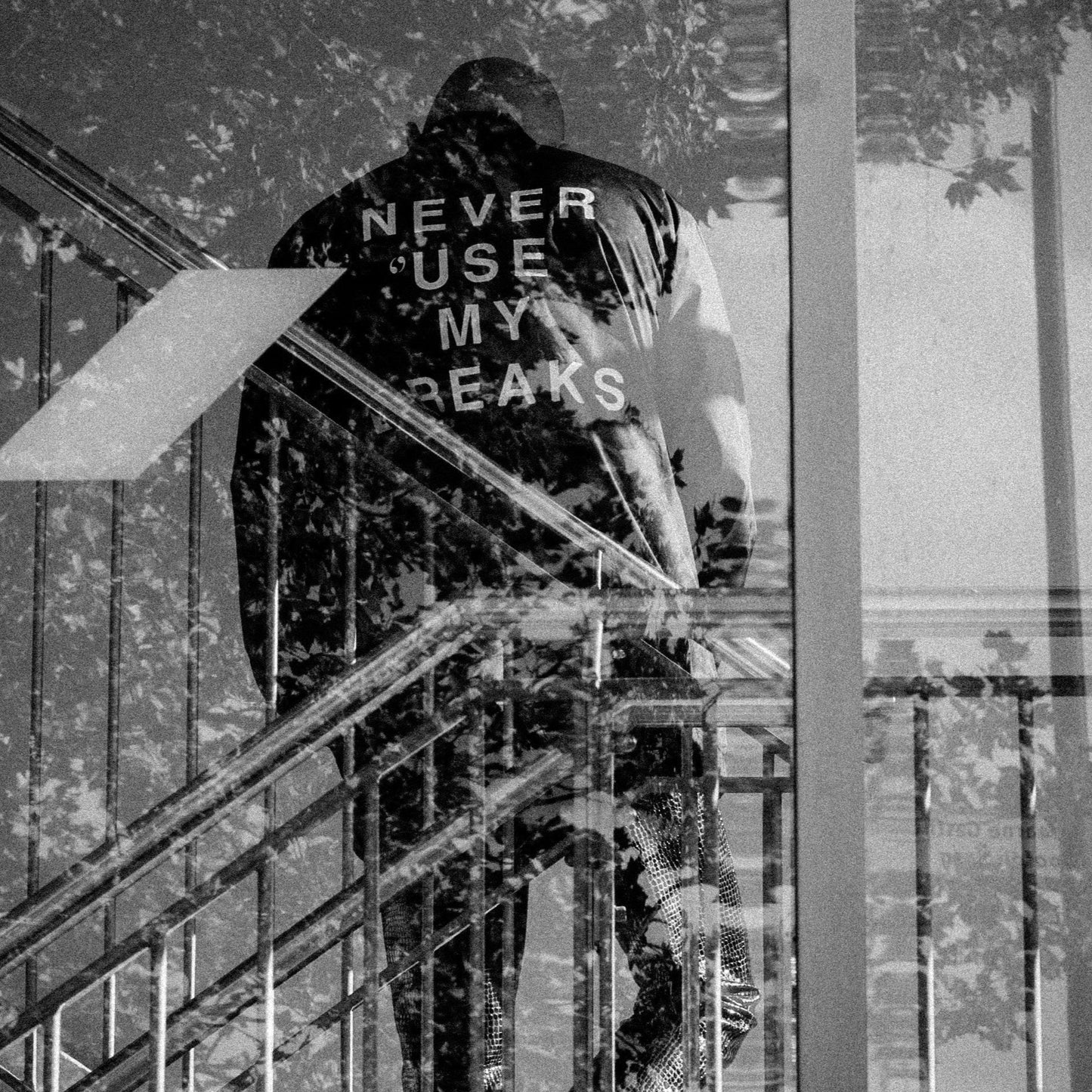 THE BLACK WINDBREAKER - THE OFFICIAL NUMB STORE